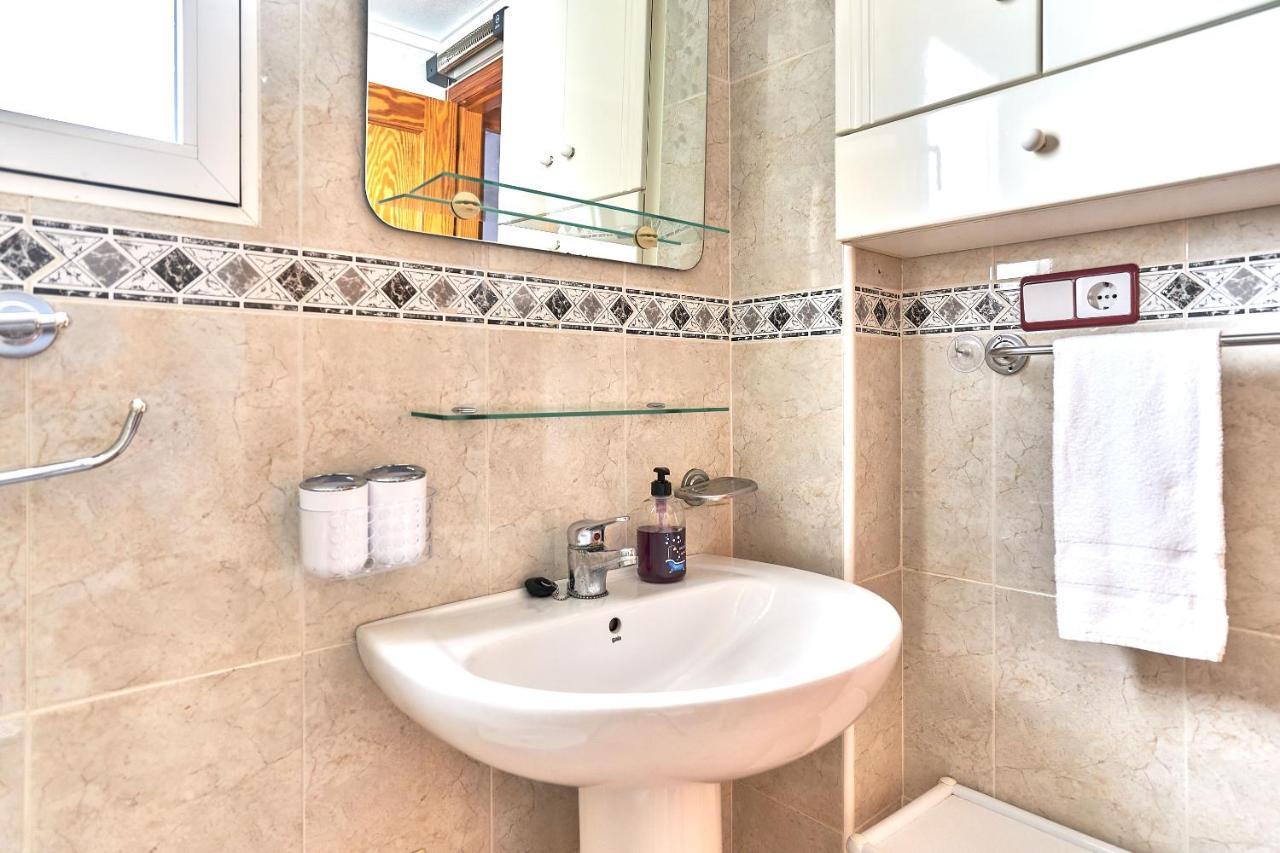 Espanhouse David 2 Bedroom Apartment Torrevieja With Pool Dış mekan fotoğraf