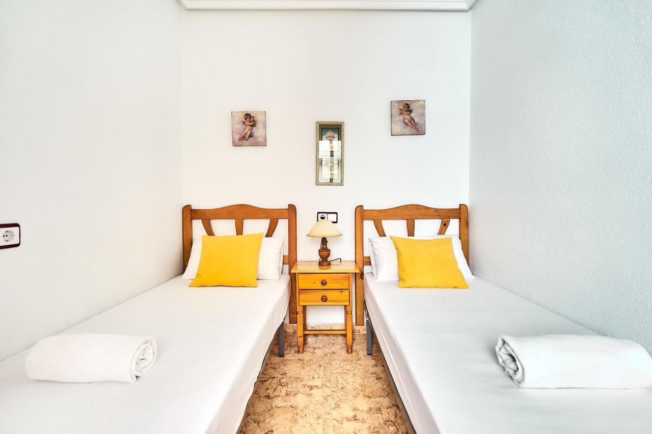 Espanhouse David 2 Bedroom Apartment Torrevieja With Pool Dış mekan fotoğraf